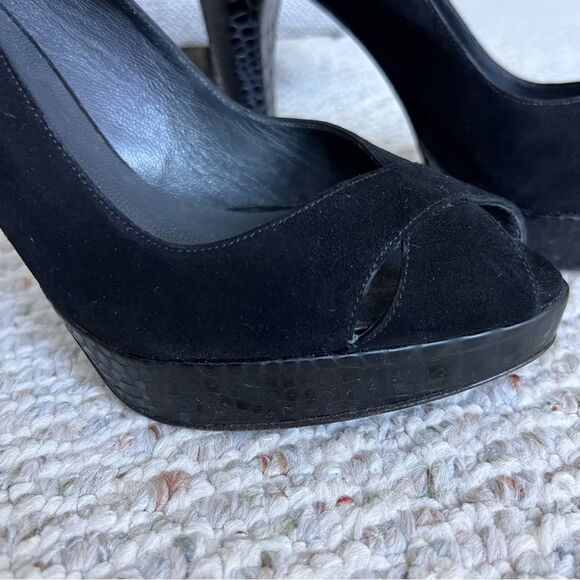 Stuart Weitzman Suede Leather Slingback Sandals - Picture 2 of 11